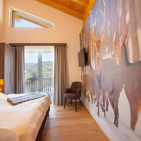 Attractive Penthouse With Balcony Wagrain