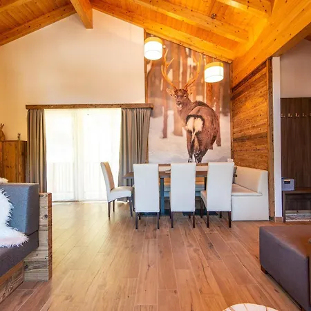 Attractive Penthouse With Balcony Apartment Wagrain