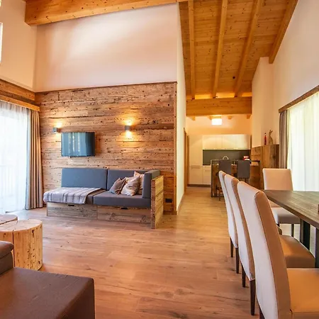 Attractive Penthouse With Balcony Apartment