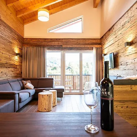 Apartment Attractive Penthouse With Balcony Wagrain
